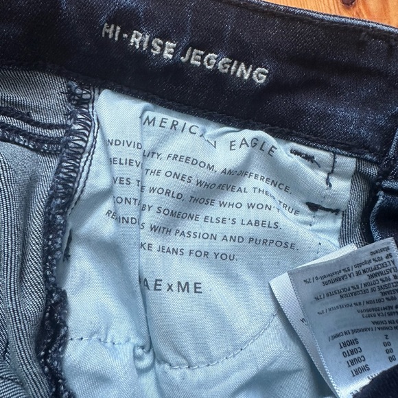 American Eagle Next Level Ripped High-Waisted Jegging - Picture 5 of 5